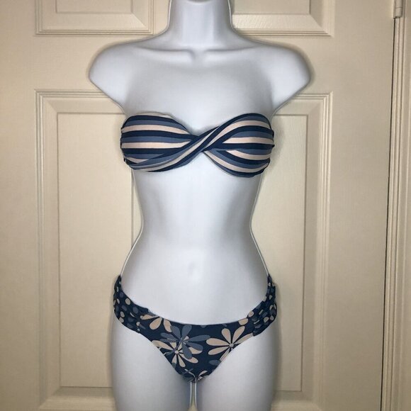 Rio de Sol Blue & Tan Striped Flower Bikini XS - Picture 1 of 7